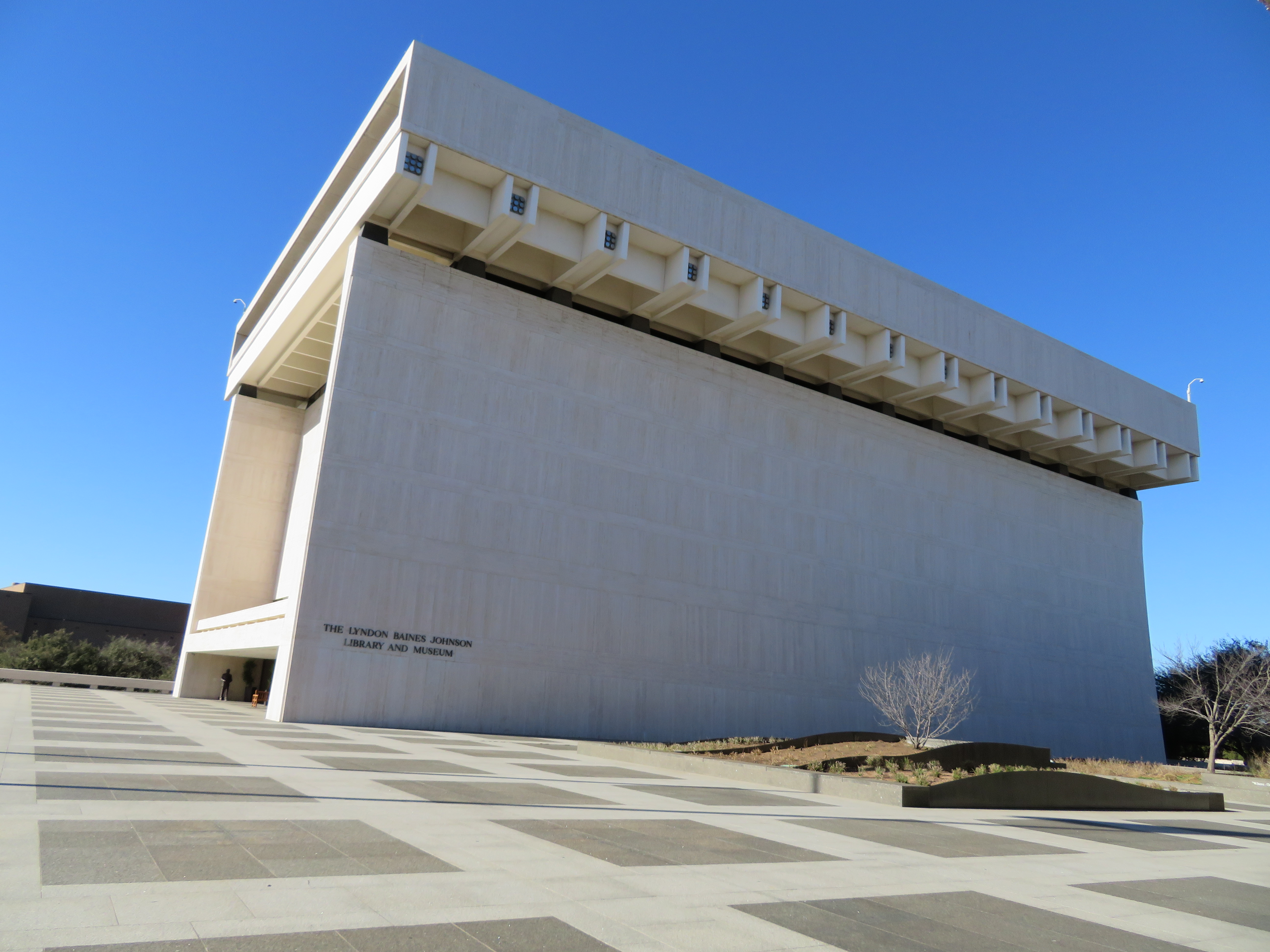 Experience The LBJ Presidential Library In Austin, Texas | Julie Journeys